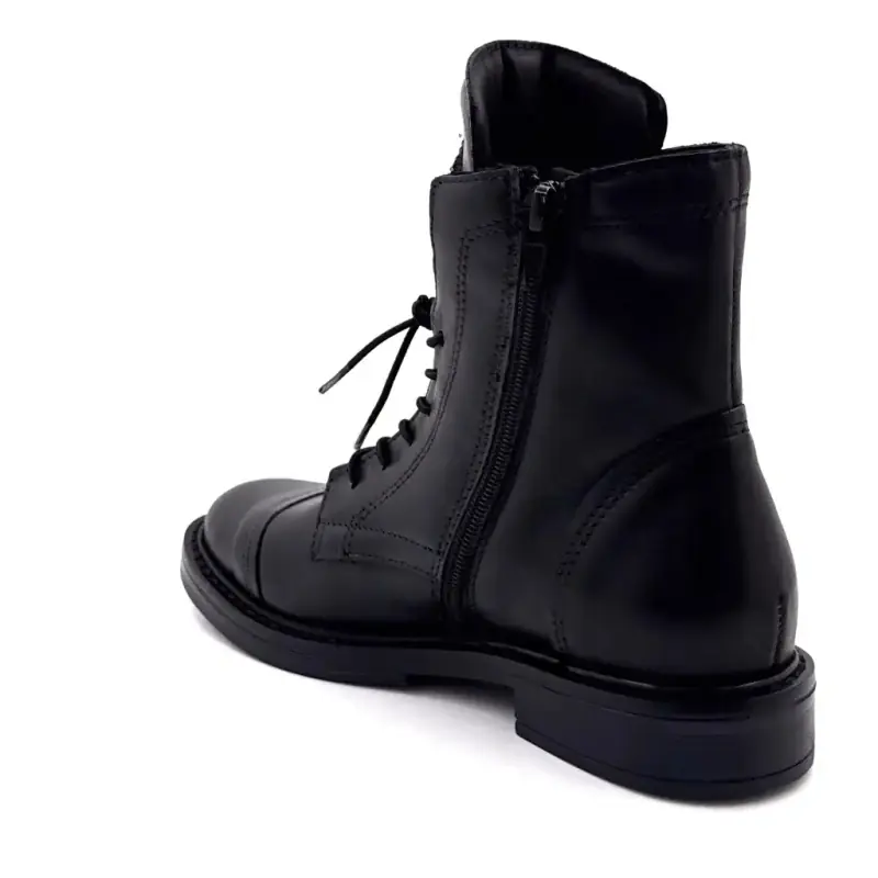 Mjus T81209 fűzős bokacsizma, fekete bőr, csillaggal díszítve Ivoire Chaussures