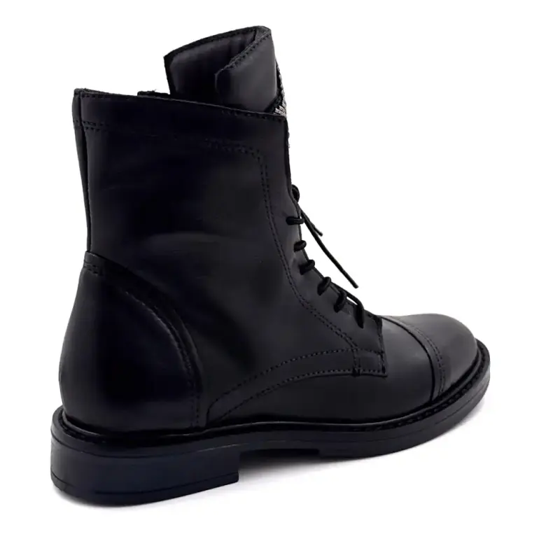 Mjus T81209 fűzős bokacsizma, fekete bőr, csillaggal díszítve Ivoire Chaussures