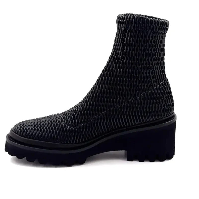 Botas de cano curto XSA 0510 em couro elástico preto Ivoire Chaussures