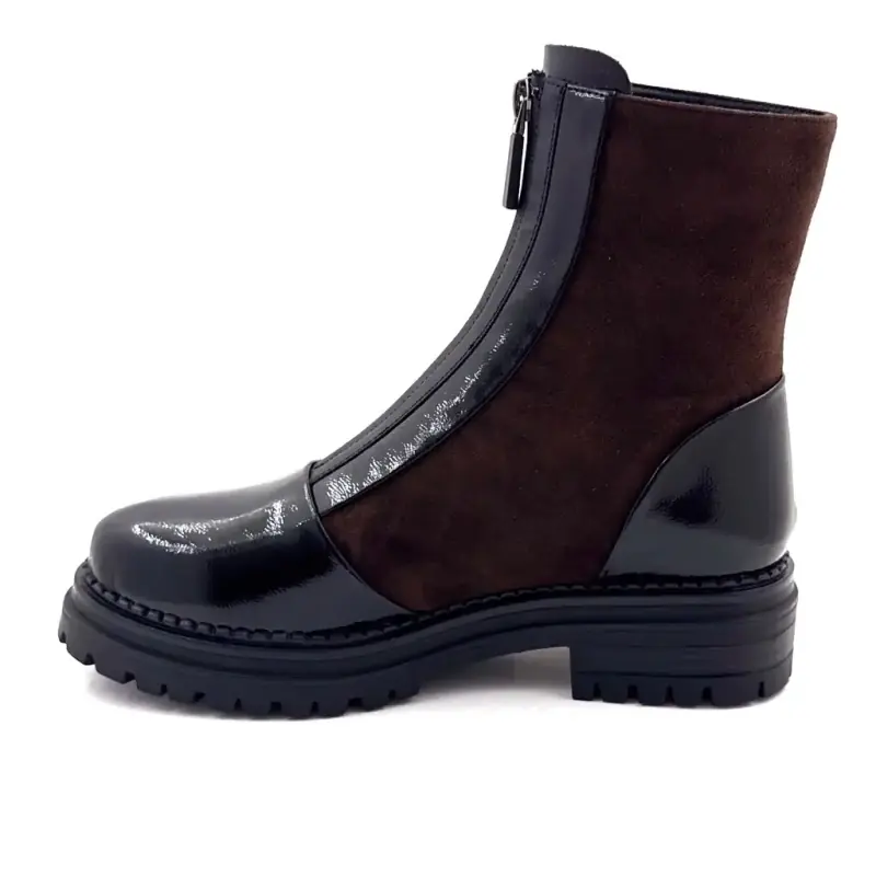 Botines Metamorphosis Baffie de ante marrón y charol negro. Ivoire Chaussures