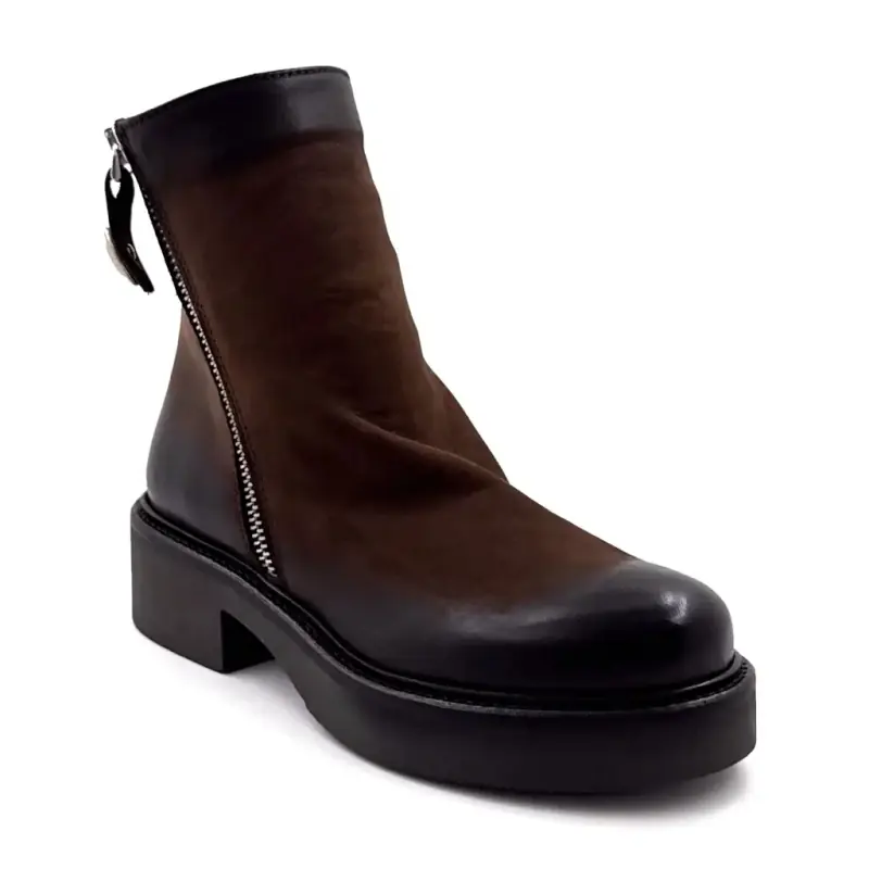 Stivaletti alla caviglia Nu2547, in pelle marrone, per persone di diverse etnie. Ivoire Chaussures