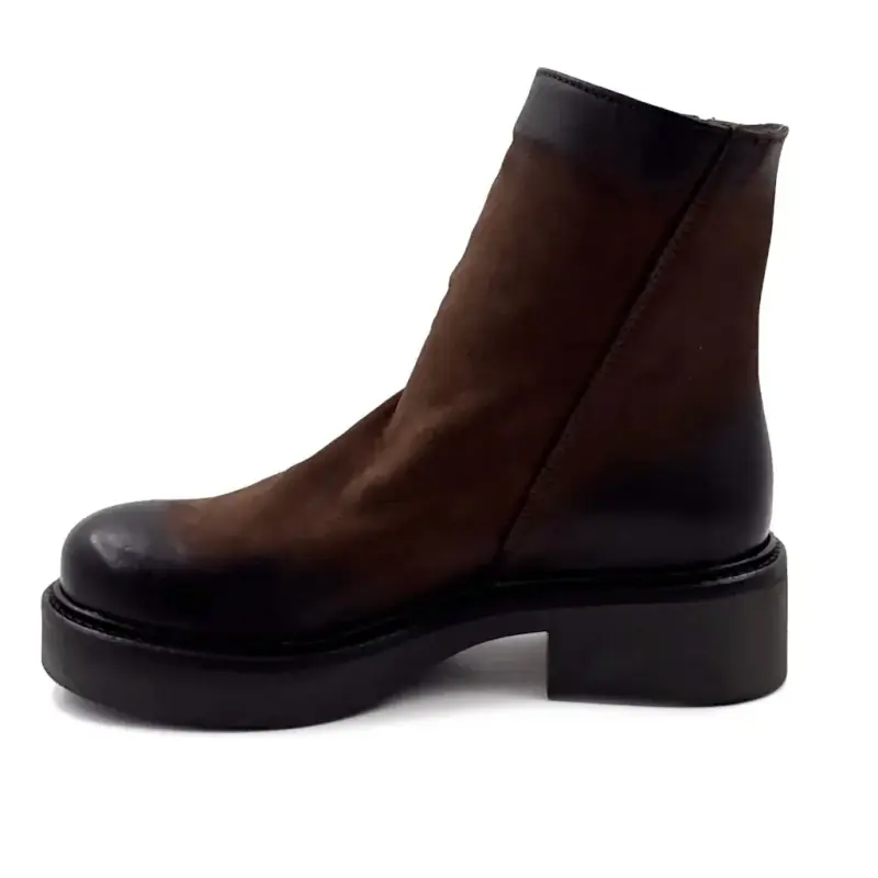 Stivaletti alla caviglia Nu2547, in pelle marrone, per persone di diverse etnie. Ivoire Chaussures