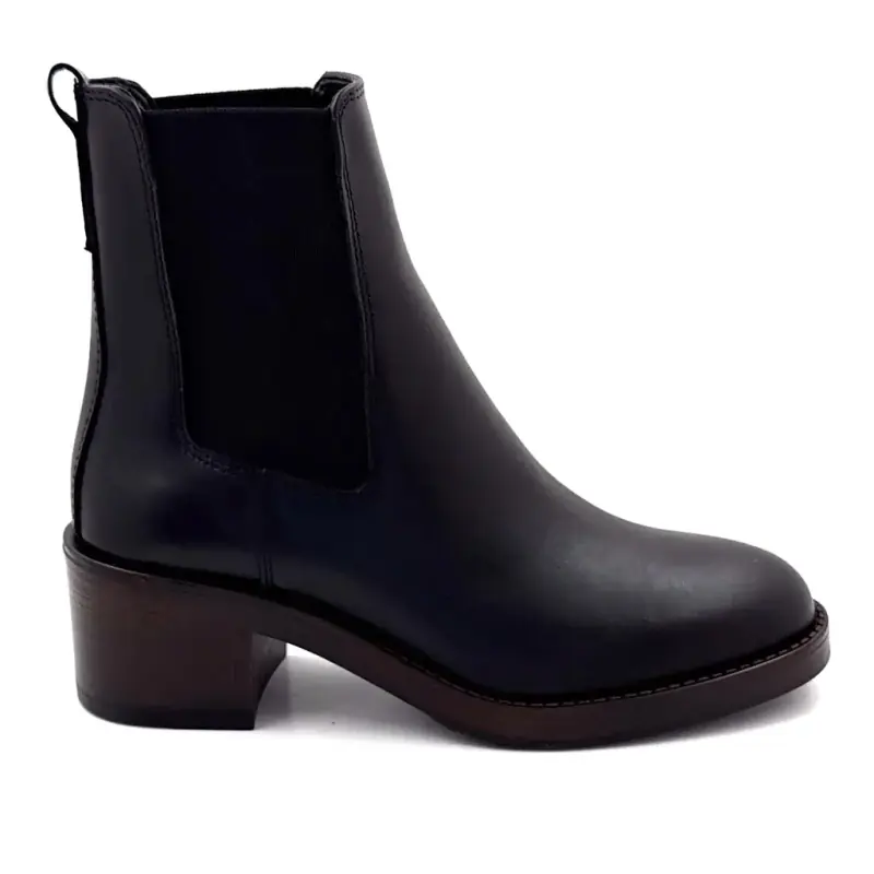 Stivaletti Ivoire color avorio 25780 Kelly in pelle nera 139,00&nbsp;€