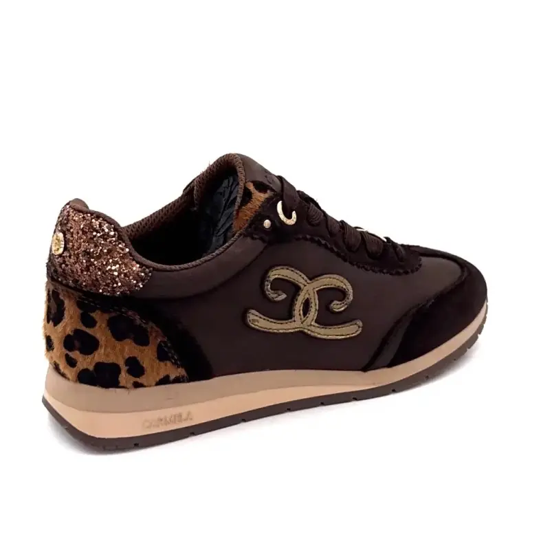 Zapatillas Carmela 164234 Piel y Textil Marrón y Leo Ivoire Chaussures