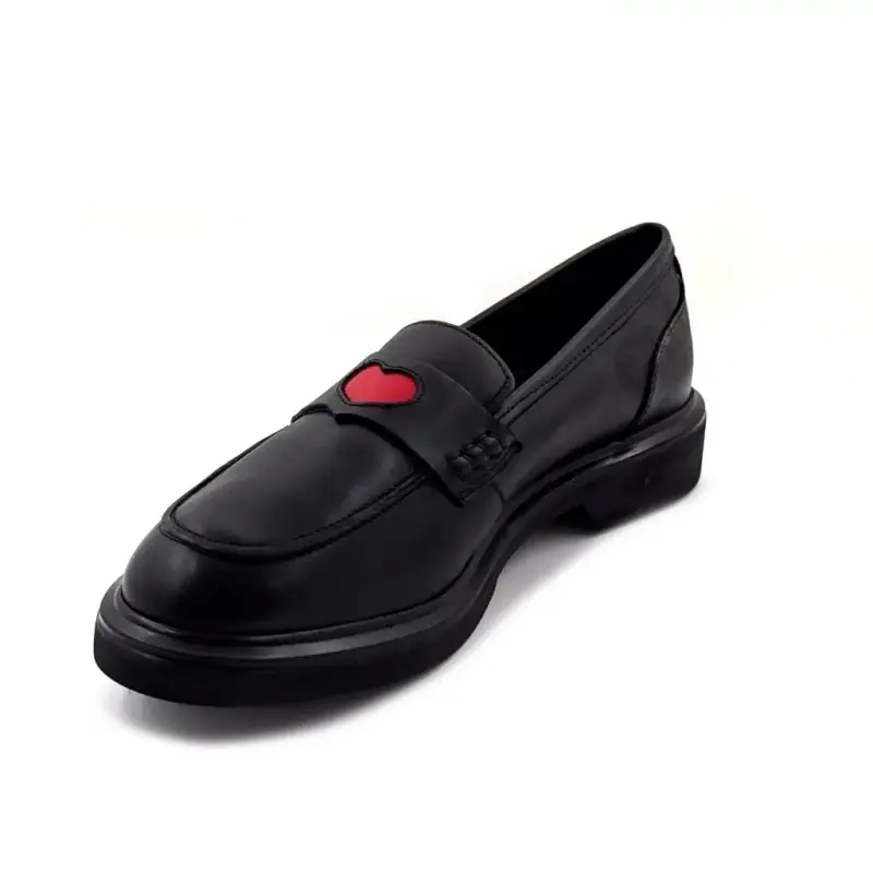 Mocassini Reqins Jack in pelle nera e cuore rosso Ivoire Chaussures