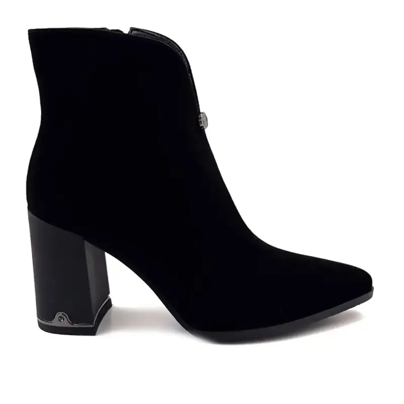 Ivoire bokacsizma Sarlaw2617 Fekete velúr 149,00&nbsp;€