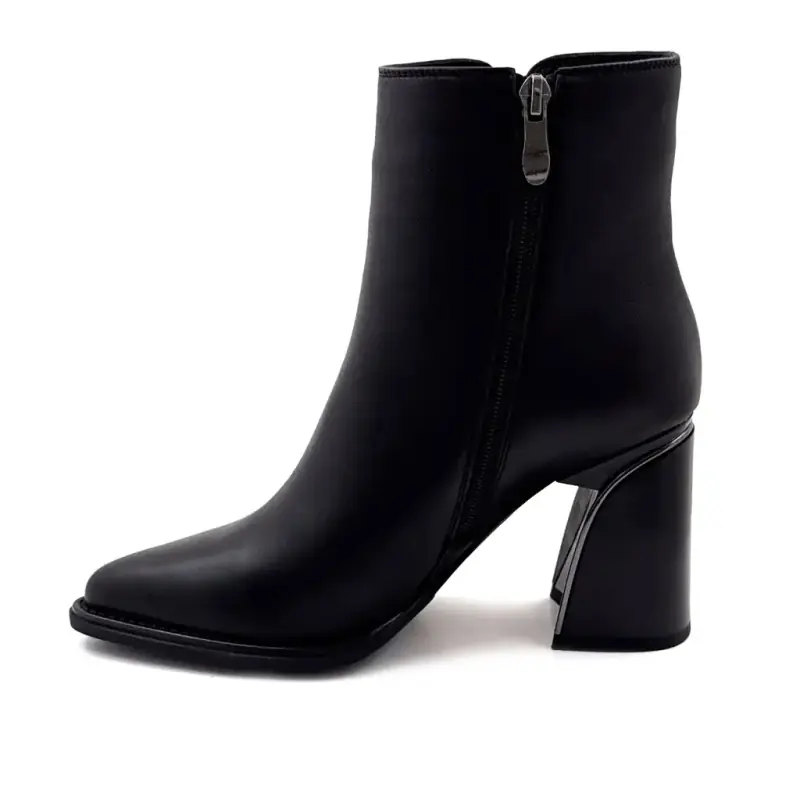 Ghete Ivoire Sarlaw2620 din piele neagră Ivoire Chaussures