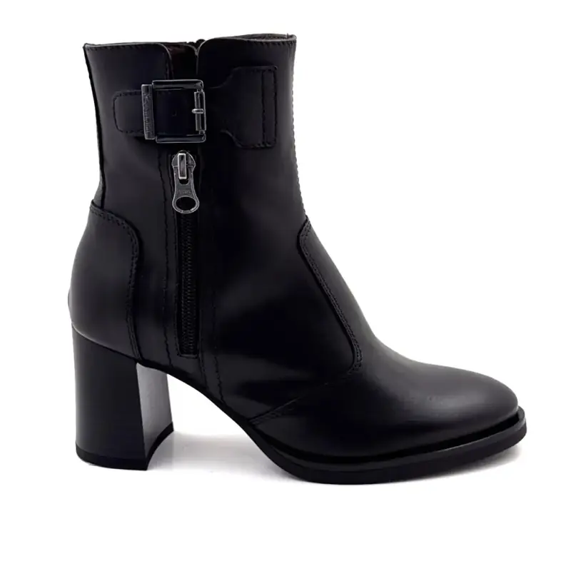 Nero Giardini 17230 in pelle nera 189,00&nbsp;€