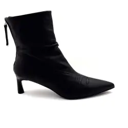 Otoño/Invierno 2026-2027 Ivoire Chaussures