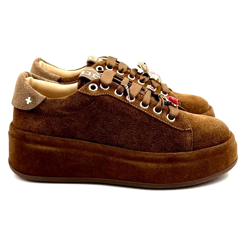 Baskets Gio+ Oliva 140 Daim Camel %price%