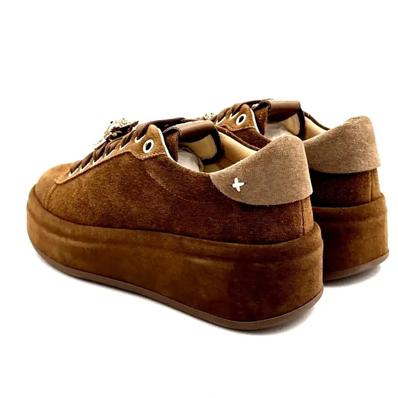 Gio+ Oliva 140 semsket kamelfarget joggesko – %shop-name% %price%