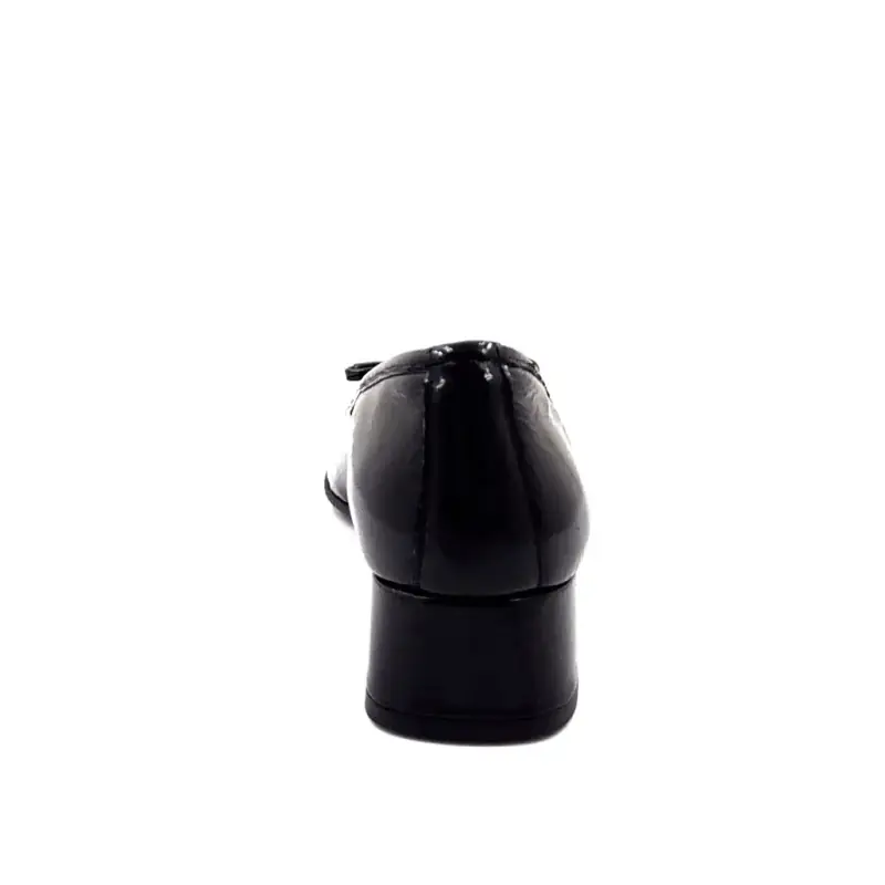 Sapatilhas bailarina Ivoire com tiras de couro preto - %shop-name% - %price%