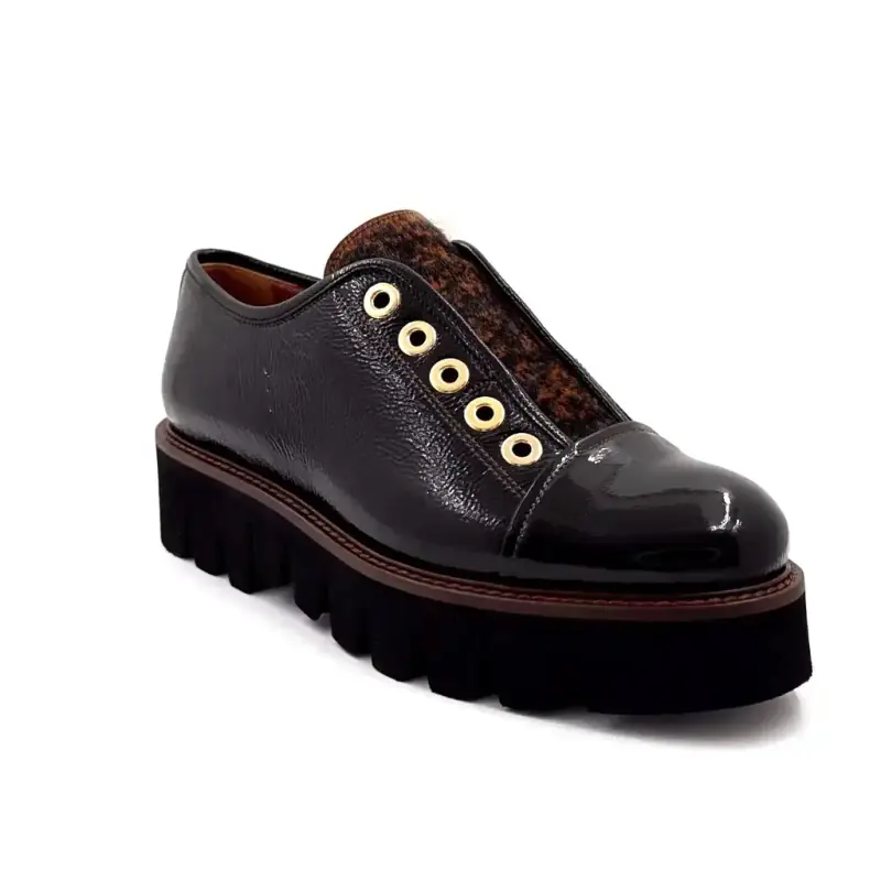 Ivoire Derbyskor 332 Brunt Lackskinn - %shop-name% %price%