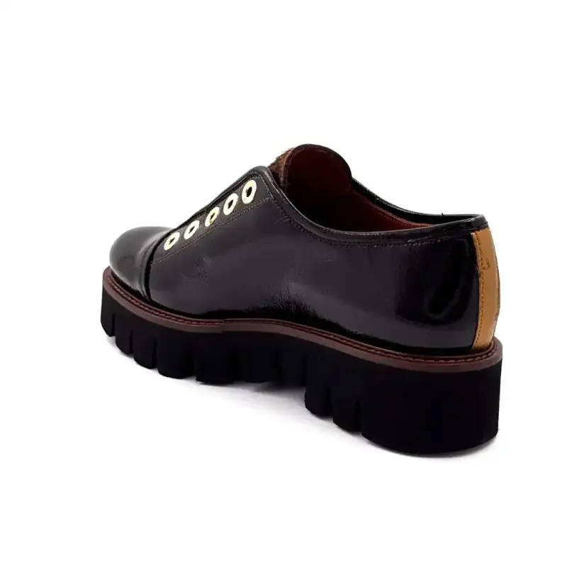 Ivoire Derby schoenen 332 Bruin Lakleer - %shop-name% %price%