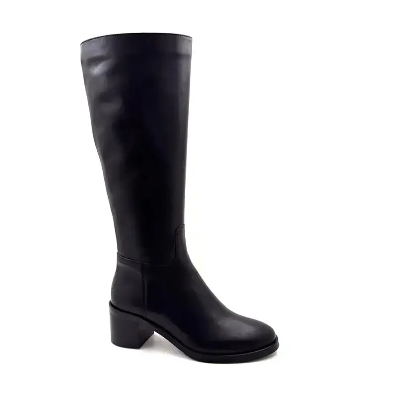 Ivoire színű, fekete bőr csizma Tw 717 - %shop-name%