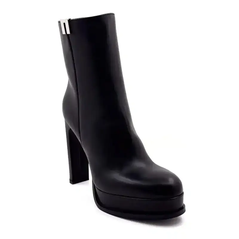 Chantal 3301 F.326 Black Leather High Heel Ankle Boots %price%