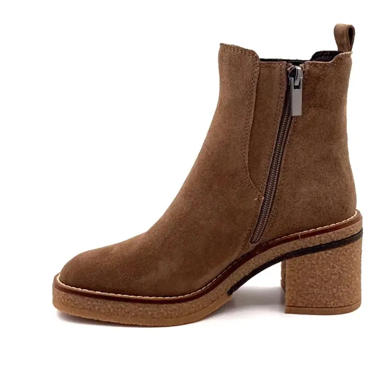 Kolejny trend 5673 Brązowe zamszowe botki do kostki - %shop-name%