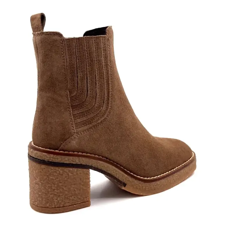 Another Trend 5673 Barna velúr bokacsizma - %shop-name%
