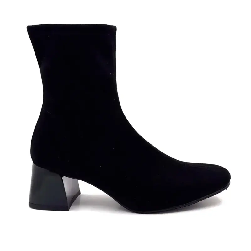 Stivali alla caviglia elasticizzati Miss Elastic 75436 neri %price%